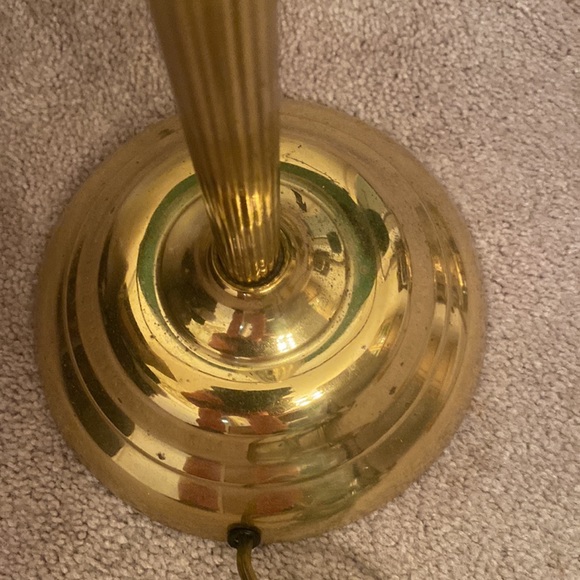 1 Green Bankers Lamps $50 - Picture 4 of 7